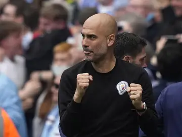 Pep Guardiola celebra el título de la Premier League con el City tras la remontada Pep Guardiola celebra el título de la Premier League con el City tras la remontada