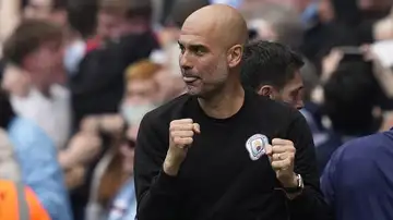Pep Guardiola celebra el título de la Premier League con el City tras la remontada Pep Guardiola celebra el título de la Premier League con el City tras la remontada
