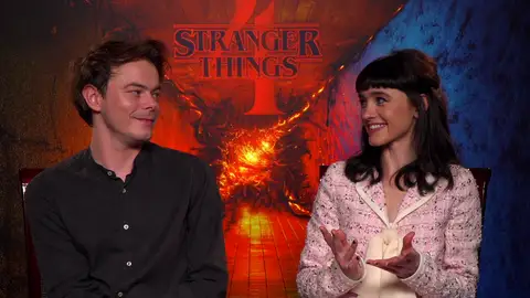 Charlie Heaton y Natalia Dyer de 'Stranger Things' Charlie Heaton y Natalia Dyer de 'Stranger Things'