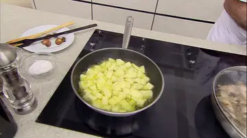 Fríe las patatas