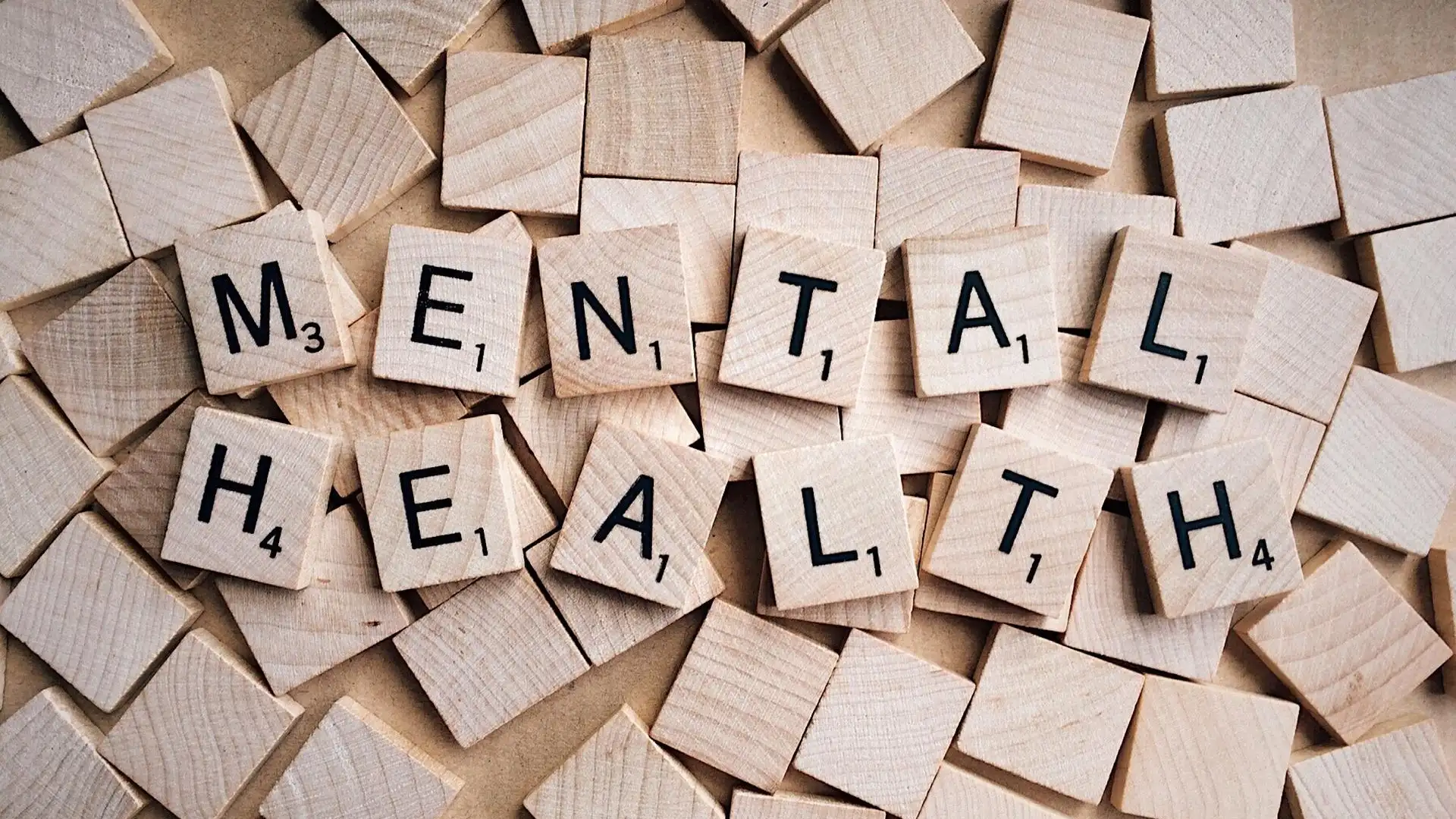 Juego de letras con el mensaje: "salud mental" Juego de letras con el mensaje: "salud mental"