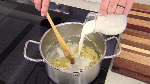 ¡Arguiñano da la sorpresa! Una bechamel para las empanadillas ¡Arguiñano da la sorpresa! Una bechamel para las empanadillas