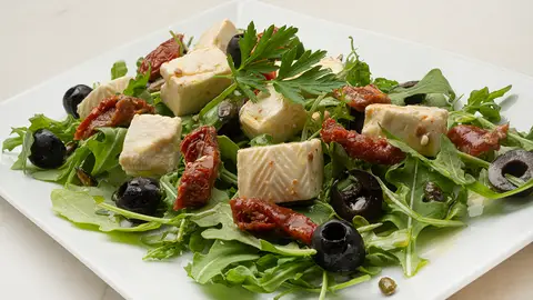 Ensalada de queso de cabra, el entrante perfecto y refrescante de Karlos Arguiñano Ensalada de queso de cabra, el entrante perfecto y refrescante de Karlos Arguiñano