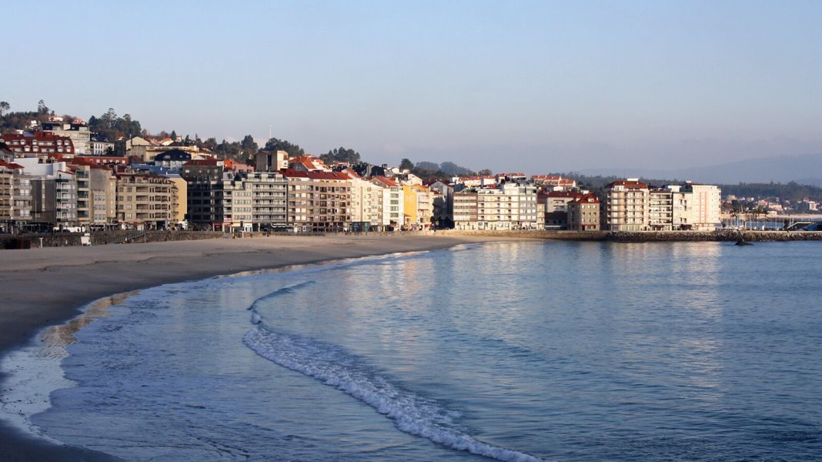 Cinco médicos se presentan a la oferta de empleo para trabajar en Sanxenxo con vivienda gratis