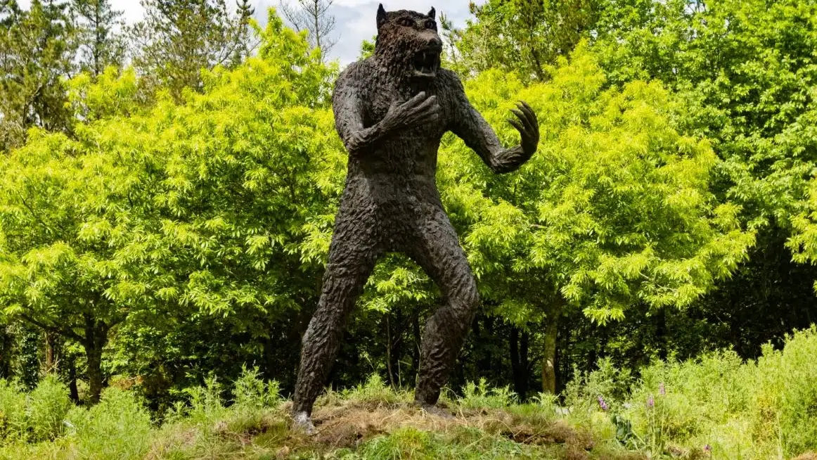 El V&aacute;kner, el 'hombre lobo' del Camino de Santiago, ya es inmortal