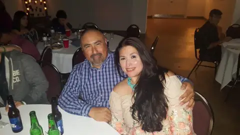 Joe e Irma García, en una imagen publicada por el sobrino de la profesora en Twitter (@fuhknjo) Joe e Irma García, en una imagen publicada por el sobrino de la profesora en Twitter (@fuhknjo)