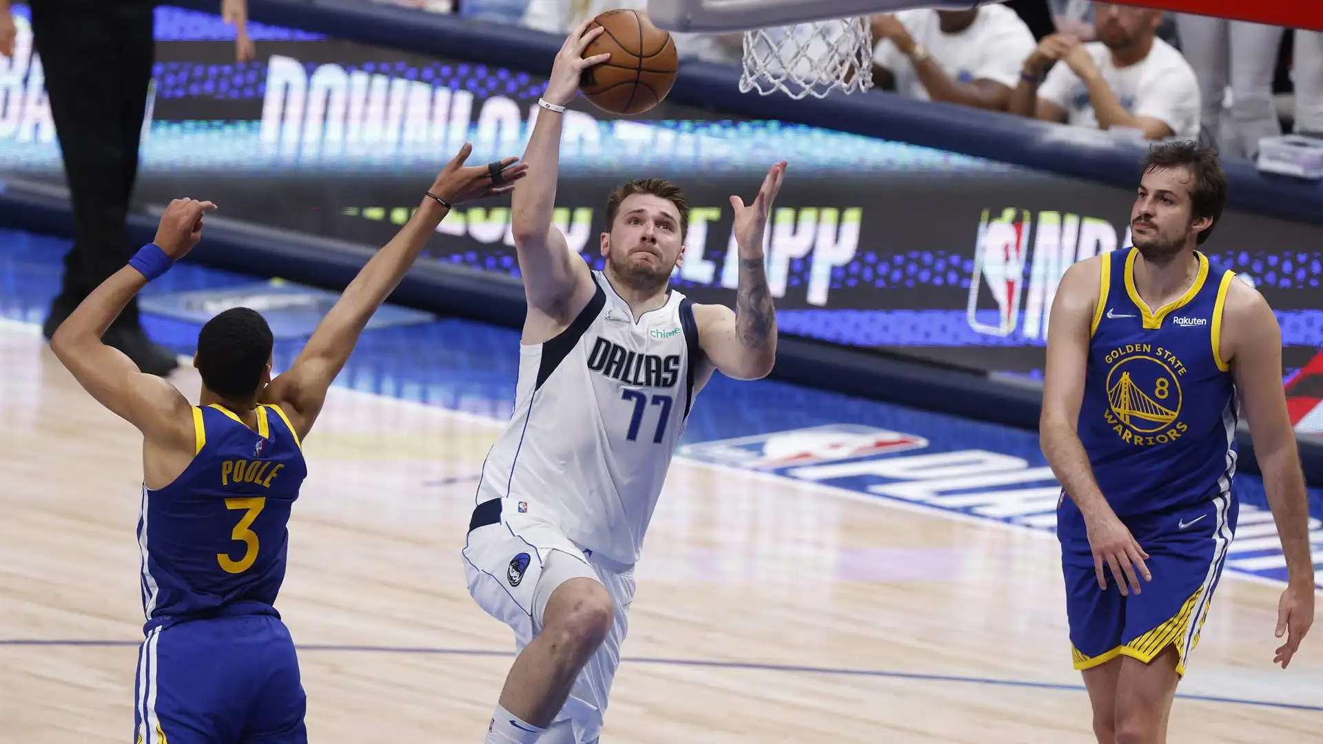 Los Warriors apartan a los Mavs de Doncic de la fina del la NBA