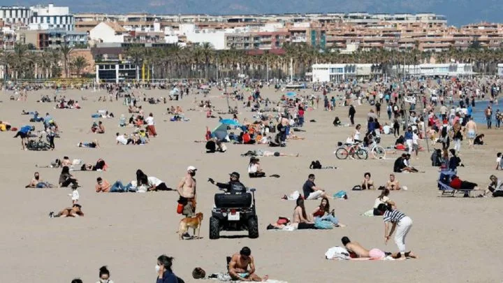 Personas en la playa