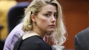 Amber Heard durante la lectura del veredicto
