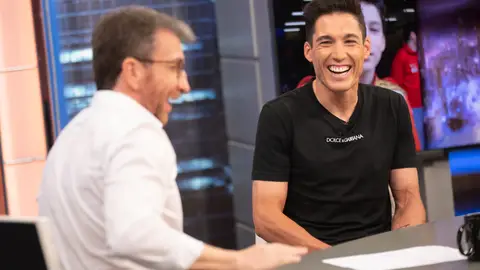 El emotivo mensaje de Aleix Espargaró a Marc Márquez en 'El Hormiguero 3.0': "Solo espero que pueda volver pronto" El emotivo mensaje de Aleix Espargaró a Marc Márquez en 'El Hormiguero 3.0': "Solo espero que pueda volver pronto"