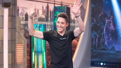 Disfruta de la entrevista completa a Aleix Espargaró en 'El Hormiguero 3.0' Disfruta de la entrevista completa a Aleix Espargaró en 'El Hormiguero 3.0'