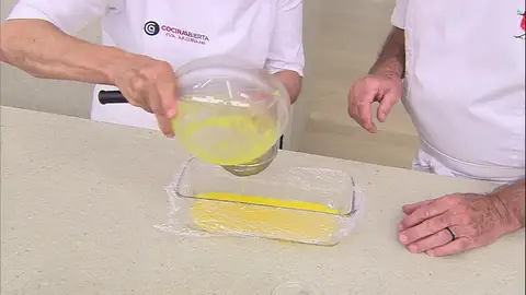 Deja que se enfríe la mezcla Deja que se enfríe la mezcla