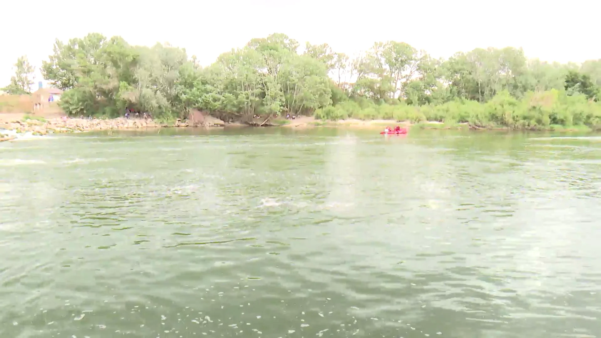 B&uacute;squeda del ni&ntilde;o desaparecido cerca del Ebro
