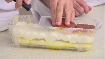 Monta la tarta capa por capa