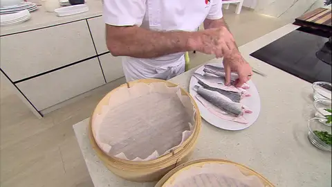 Agrega sal y pimienta Agrega sal y pimienta