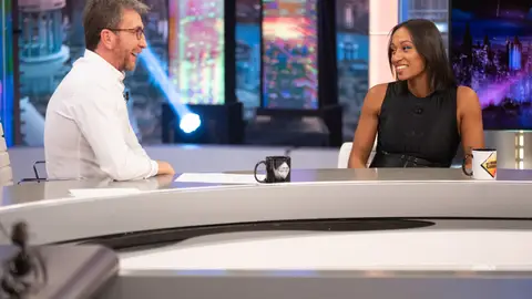 Las hormigas ponen a prueba a Ana Peleteiro: ¿Adivinará la deportista que participante está embarazada? Las hormigas ponen a prueba a Ana Peleteiro: ¿Adivinará la deportista que participante está embarazada?