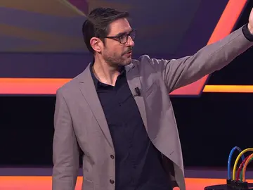 Juanra Bonet vacila a los ‘Sindulfos’ en ‘¡Boom!’: “Ajados, con la parca amenazando” Juanra Bonet vacila a los ‘Sindulfos’ en ‘¡Boom!’: “Ajados, con la parca amenazando”