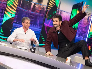 Camilo cuenta su experiencia como padre en 'El Hormiguero 3.0': "Tiene los mismos pies que yo" Camilo cuenta su experiencia como padre en 'El Hormiguero 3.0': "Tiene los mismos pies que yo"