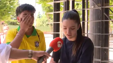 Polémico examen de Matemáticas de la EBAU en Madrid: "Me gustaría saber quién ha hecho los enunciados de los problemas" Polémico examen de Matemáticas de la EBAU en Madrid: "Me gustaría saber quién ha hecho los enunciados de los problemas"