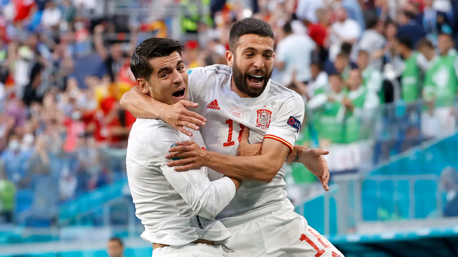 Jordi Alba y Álvaro Morata en el partido de la Selección de fútbol de España contra Suiza de la UEFA Nations League Jordi Alba y Álvaro Morata en el partido de la Selección de fútbol de España contra Suiza de la UEFA Nations League