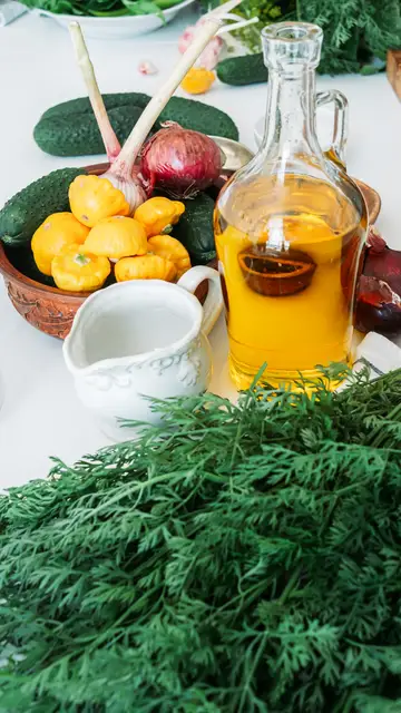 Ensalada de patata, pepinillo y eneldo Ensalada de patata, pepinillo y eneldo