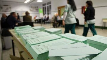 Papeletas para el voto de las elecciones andaluzas