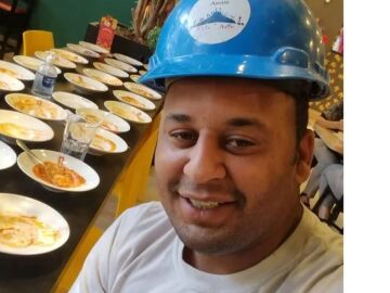 Un hombre come 15 platos de pasta, pide 8 más y terminan echándolo del restaurante