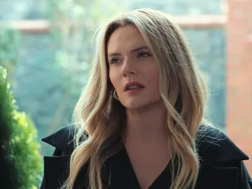 Avance de 'Infiel': Leyla chantajea a Aras para evitar el divorcio y él solo piensa en dar un paso más en su relación con Asya Avance de 'Infiel': Leyla chantajea a Aras para evitar el divorcio y él solo piensa en dar un paso más en su relación con Asya