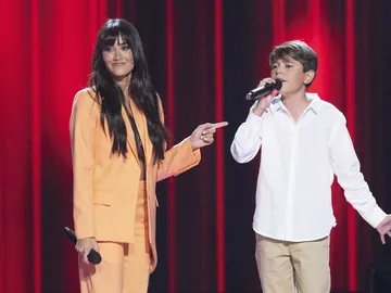 ¡Impresionante! Aitana alucina al cantar ‘Vas a quedarte’ a dúo con Pol en ‘La Voz Kids’ ¡Impresionante! Aitana alucina al cantar ‘Vas a quedarte’ a dúo con Pol en ‘La Voz Kids’
