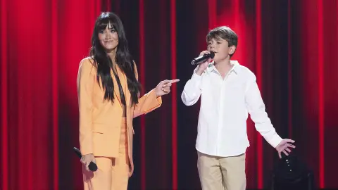 ¡Impresionante! Aitana alucina al cantar ‘Vas a quedarte’ a dúo con Pol en ‘La Voz Kids’ ¡Impresionante! Aitana alucina al cantar ‘Vas a quedarte’ a dúo con Pol en ‘La Voz Kids’