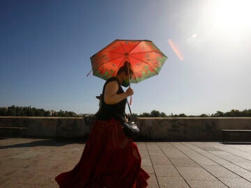 Cuáles son los requisitos que tienen que cumplirse para hablar de una ola de calor