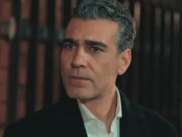 “Aras y Leyla se han divorciado”: Volkan, en shock tras enterarse de la noticia por Derin “Aras y Leyla se han divorciado”: Volkan, en shock tras enterarse de la noticia por Derin