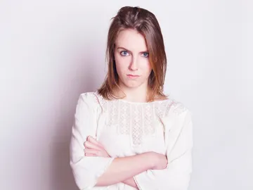 Mujer enfadada. Mujer enfadada.