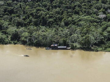Una foto proporcionada por el ejército brasileño muestra un área selvática en el valle de Javari, estado de Amazonas