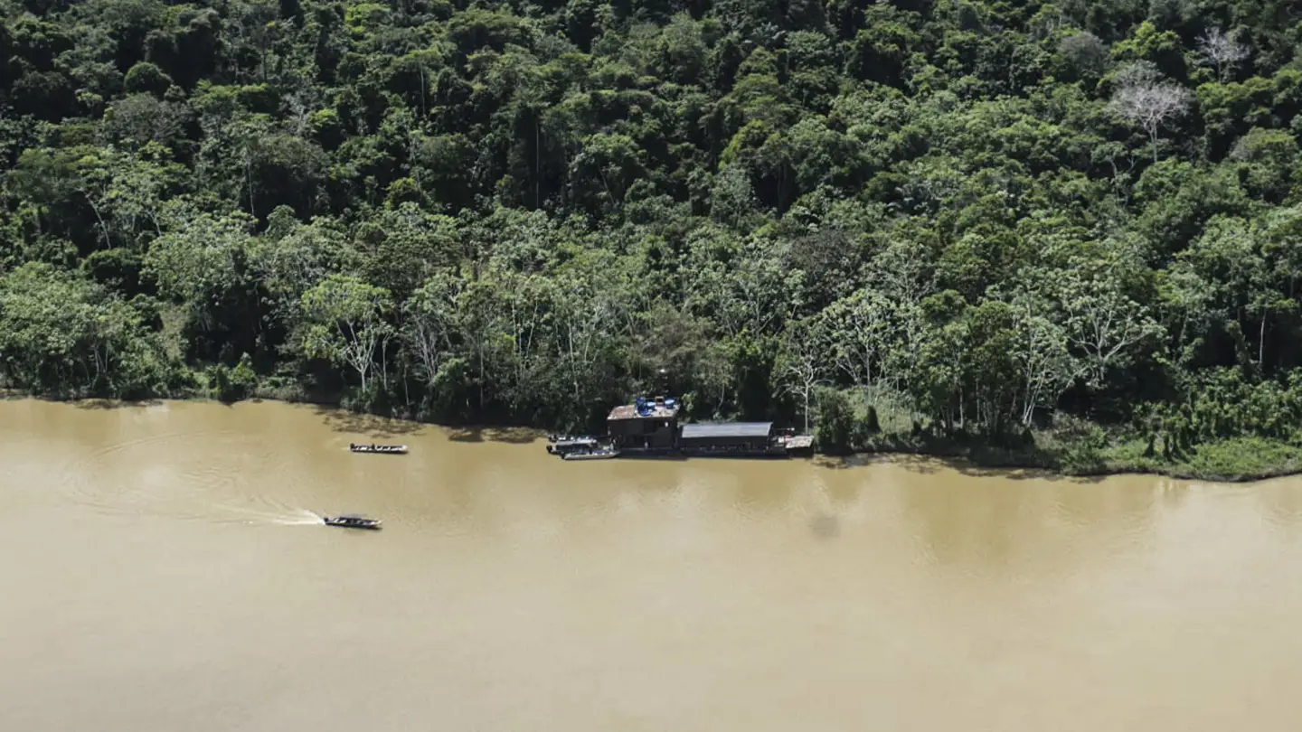 Una foto proporcionada por el ejército brasileño muestra un área selvática en el valle de Javari, estado de Amazonas Una foto proporcionada por el ejército brasileño muestra un área selvática en el valle de Javari, estado de Amazonas