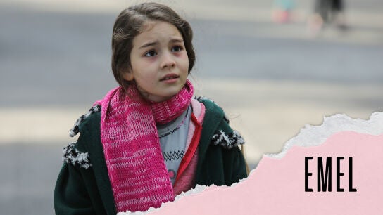 Aylin Akp es Emel Eren 