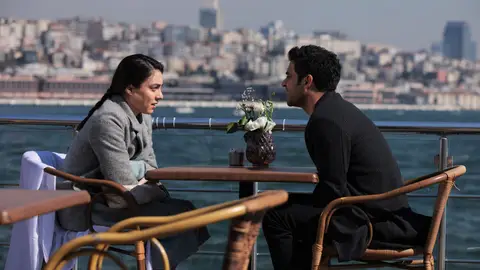 Gülben y Esat deciden el nombre que le pondrán a su bebé: "Se llamará Masal" Gülben y Esat deciden el nombre que le pondrán a su bebé: "Se llamará Masal"