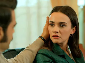 Demir decide ser feliz lejos de Züleyha: “Cuando vuelva le pediré el divorcio” Demir decide ser feliz lejos de Züleyha: “Cuando vuelva le pediré el divorcio”