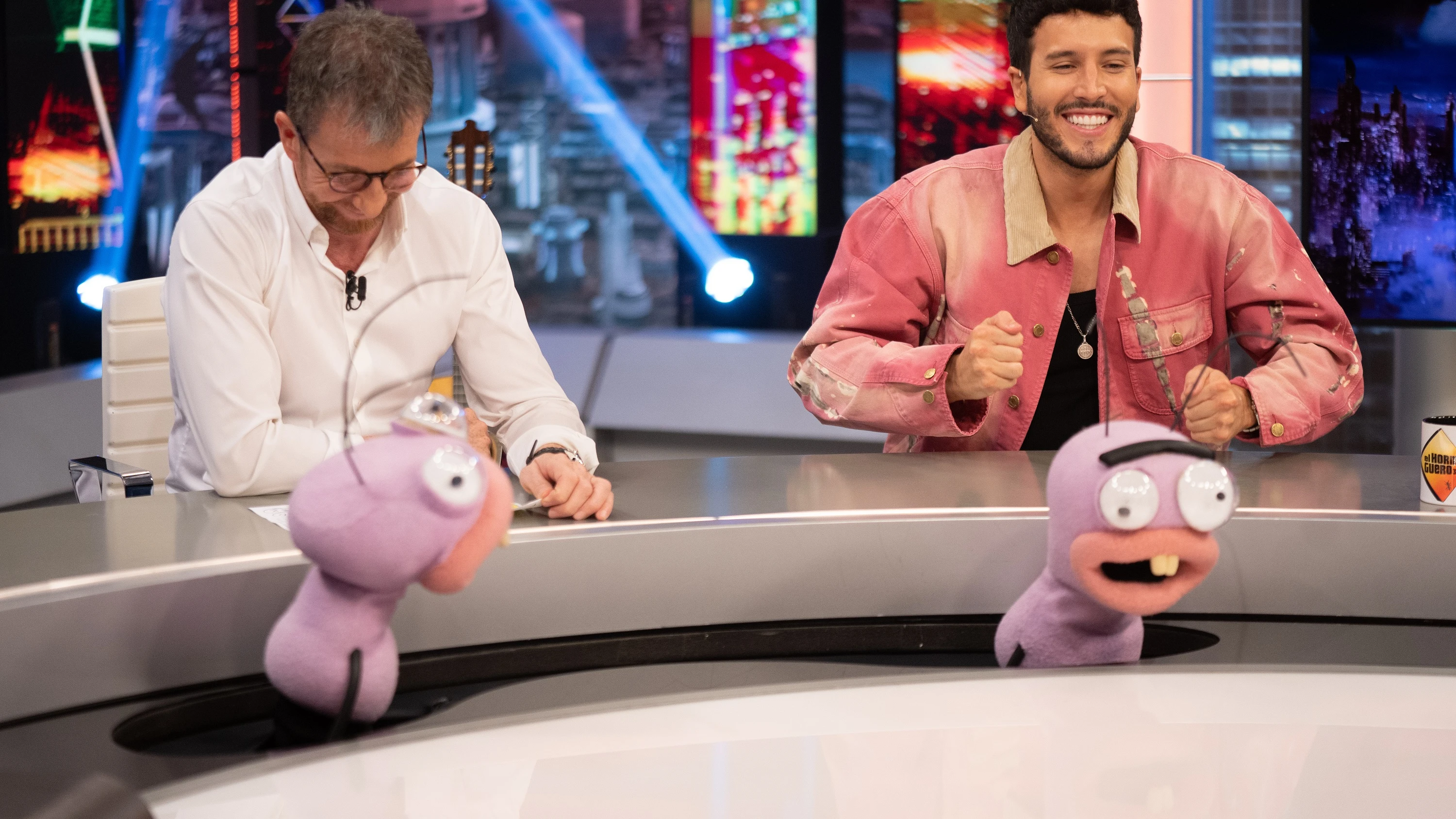 ¡Qué animalada! Sebastián Yatra adivina a los cantantes que Trancas y Barrancas han transformado en perros ¡Qué animalada! Sebastián Yatra adivina a los cantantes que Trancas y Barrancas han transformado en perros