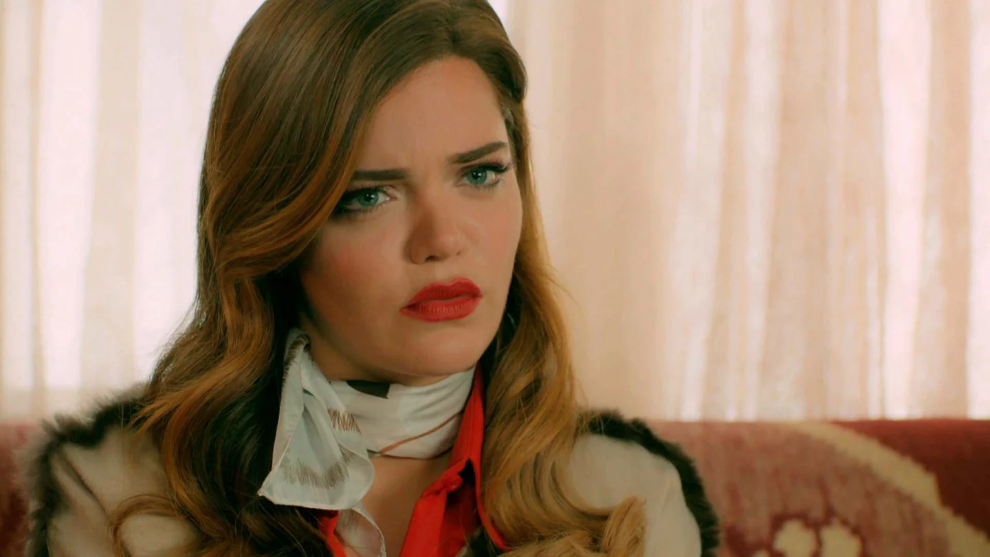 Züleyha y Sevda descubren que puede ser cierto que Adnan Yaman tuviera un hijo ilegítimo Züleyha y Sevda descubren que puede ser cierto que Adnan Yaman tuviera un hijo ilegítimo