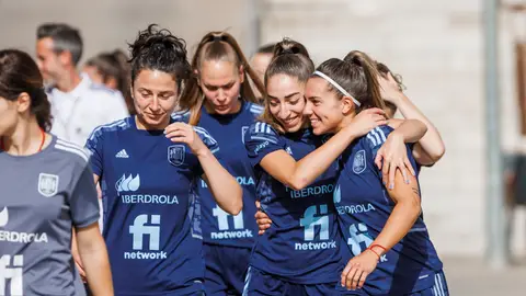 Las jugadoras de la selección española en un entrenamiento en Las Rozas Las jugadoras de la selección española en un entrenamiento en Las Rozas