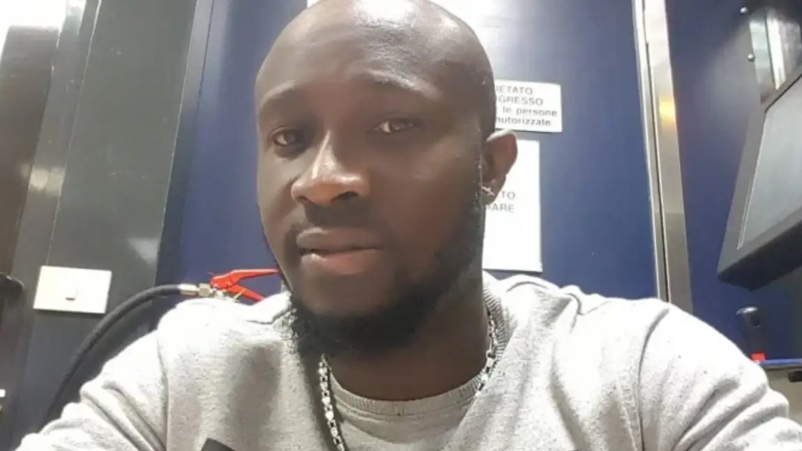 El exfutbolista Akeem Omolade El exfutbolista Akeem Omolade