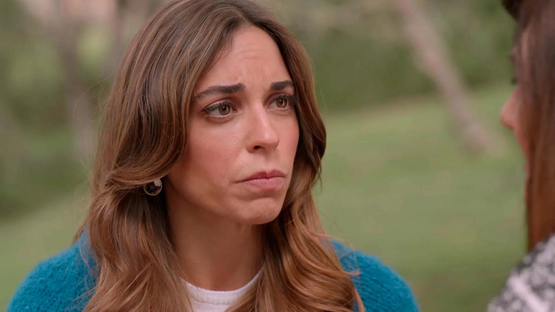 El dilema de Coral entre el deber y el querer: ¿a favor de Carmen o de Uriarte? El dilema de Coral entre el deber y el querer: ¿a favor de Carmen o de Uriarte?