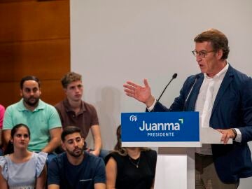 Feij&oacute;o hace campa&ntilde;a en Ja&eacute;n para las elecciones andaluzas
