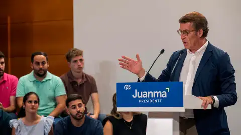 Feijóo hace campaña en Jaén para las elecciones andaluzas Feijóo hace campaña en Jaén para las elecciones andaluzas