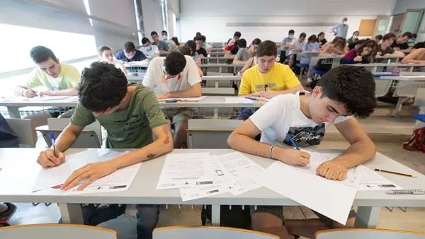 Notas de corte para el acceso a la Universidad Notas de corte para el acceso a la Universidad