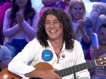 &ldquo;Esto es gloria&rdquo;: Javi Cantero canta &lsquo;Mi voz sale rota&rsquo; y embruja con su guitarra en &lsquo;Pasapalabra&rsquo; 