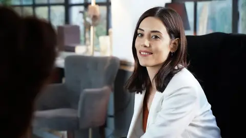 Asya en 'Infiel' Asya en 'Infiel'