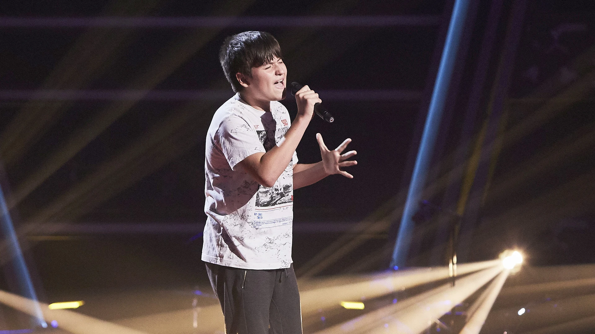 Airon Tortoras muestra su versión más personal de ‘Miedo’ de M Clan en ‘La Voz Kids’ Airon Tortoras muestra su versión más personal de ‘Miedo’ de M Clan en ‘La Voz Kids’