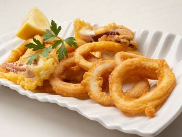 Receta de calamares a la romana con el toque especial de Karlos Argui&ntilde;ano
